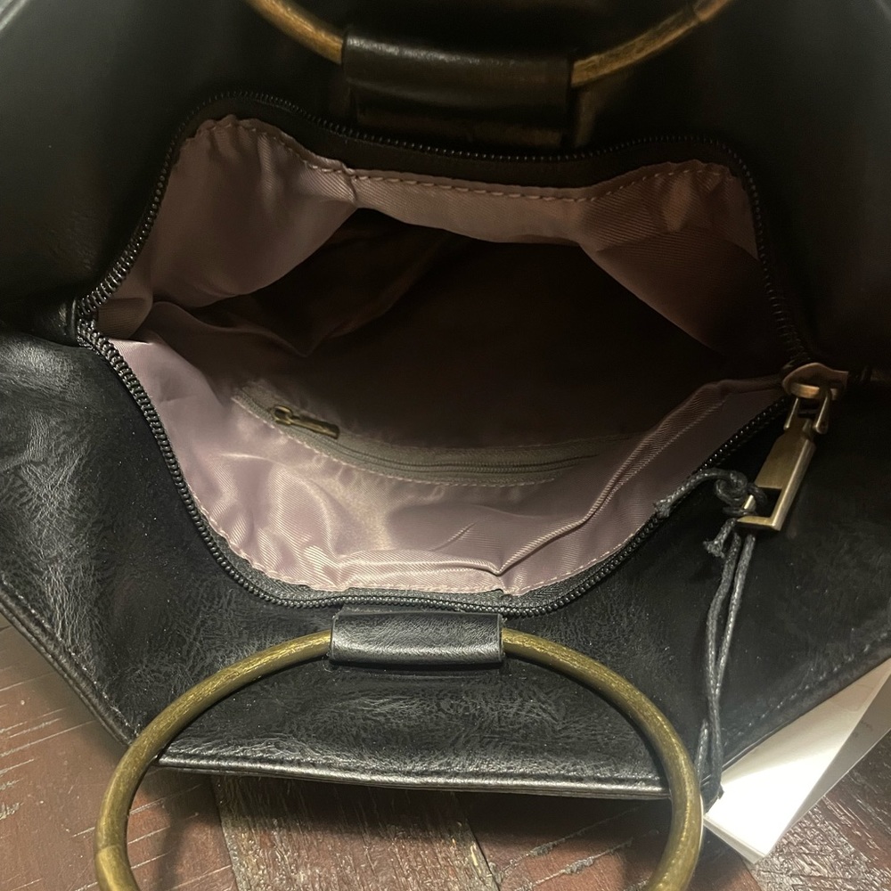 Fold-Over Clutch - Picture 5 of 5